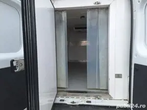 Peugeot Boxer Furgon - Refrigerare ( 0-4 ) grade - imagine 4 Peugeot Boxer Furgon - Refrigerare ( 0-4 ) grade - imagine 4