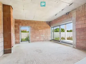 Casă la roșu  pe parter - Moșnița Veche - imagine 4