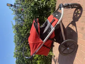 Vând cărucior Thule Urban Glide pentru gemeni 