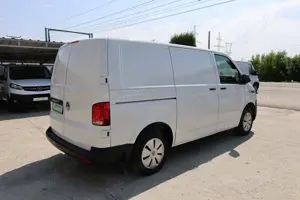 Volkswagen Transporter L1H1 2.0 110 CP - imagine 6