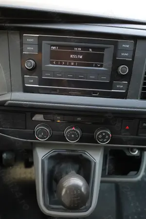 Volkswagen Transporter L1H1 2.0 110 CP - imagine 18