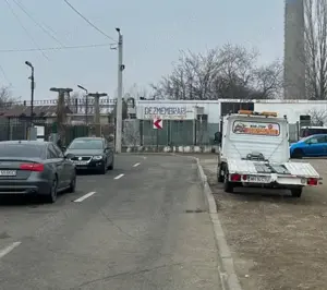 Vand depozit ( hala +birou) proprietate 105 mp, 342 mp teren concesiune.