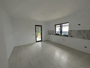 Casa 2025 Lilieci Rozelor (Apa, Canalizare, Gaz) terasa + beci - imagine 3