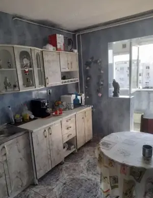 Vanzare Apartament 3 Camere Decomandat Berceni - imagine 2