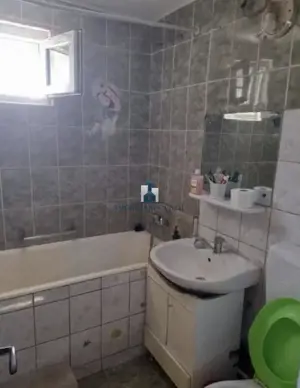 Vanzare Apartament 3 Camere Decomandat Berceni - imagine 4