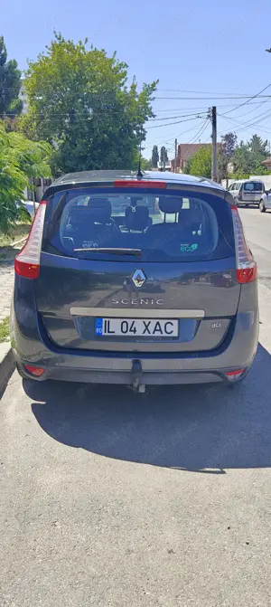 Renault Megane Grand Scenic  - imagine 5