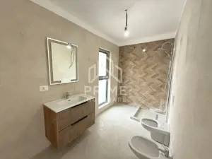 Casă modernă cu 3 dormitoare | 120 mp utili | Micești – finisată complet