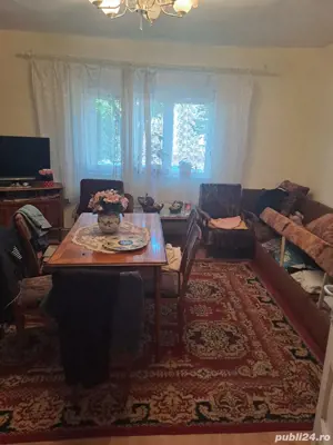 Proprietar vand 2 case in aceeasi curte - imagine 5