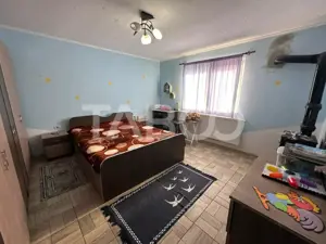 Casa noua 3 camere 300 mp anexe teren liber 1550 mp Margineni - imagine 11