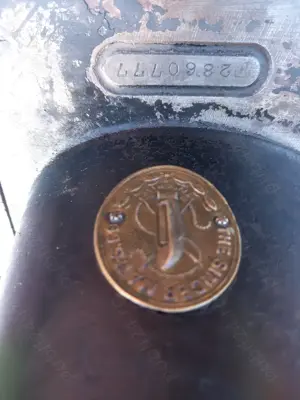 De v nzare,mașin  de cositor SINGER. 