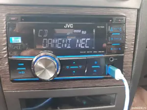 JVC mp3 auto 4x50W