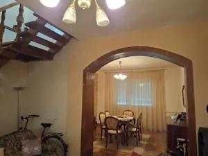 BRASADAS vinde casa P+M 6 cam 227mp teren 11 ari in 14 Mai. - imagine 9