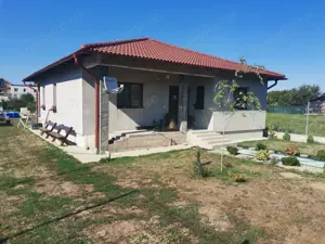 BRASADAS vinde casa 3 dormit. 120mp 13 ari 2019 Bercu Rosu.