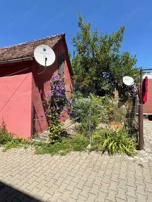 Casă cu 2 camere de vânzare în zona centrala - imagine 9 Casă cu 2 camere de vânzare în zona centrala - imagine 9