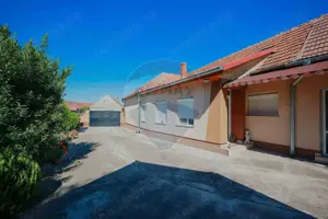 Casă și teren de 1397 mp de vânzare în Ineu, la 18 km de Oradea - imagine 6