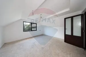 Vilă cu 3 camere de vânzare în Sacele - imagine 10