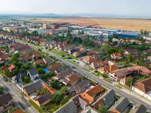 Vilă cu 3 camere de vânzare în Sacele - imagine 12