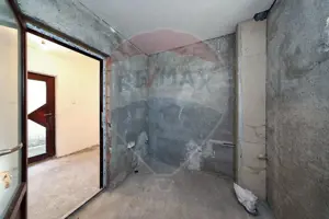 Vilă cu 3 camere de vânzare în Sacele - imagine 18