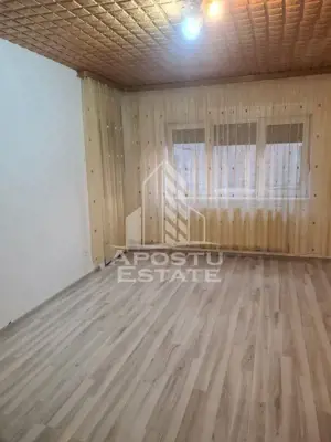 Apartament cu 3 camere, decomandat, ultra-central, piata Unirii