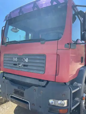 Basculantă 8x4 MAN - imagine 2