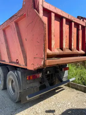 Basculantă 8x4 MAN - imagine 4