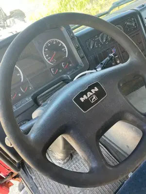 Basculantă 8x4 MAN - imagine 8