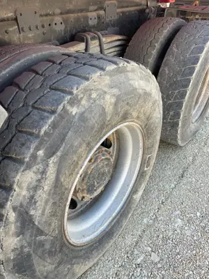 Basculantă 8x4 MAN - imagine 5