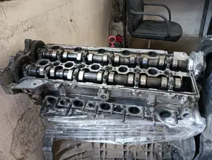 Chiulasă Volvo 2,4 D5 euro 4.