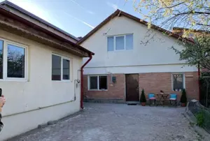 Casa 7 camere Fundeni