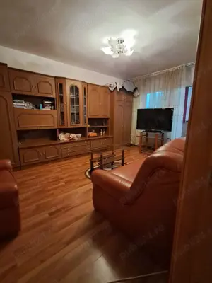 Apartament 3 camere decomandat, et. 2, Metalurgie - imagine 4