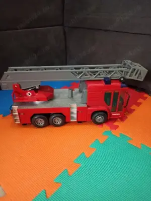 Mașina de pompieri, cu scara MAN+Camion Bob Two Tons