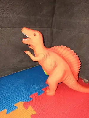 Dinozaur Spinosaurus 35 cm cu sunete