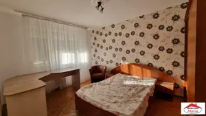 Apartament ultracentral 3 camere cu garaj si beci - imagine 2