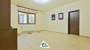 Spațiu de birou cu 4 camere, în zona centrală din Arad   ideal pentru afacerea ta! - imagine 4