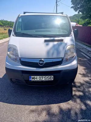 opel vivaro 