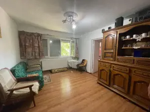 Apartament 3 camere spatioase, usor accesibile, Zona Center Baia Mare - imagine 2