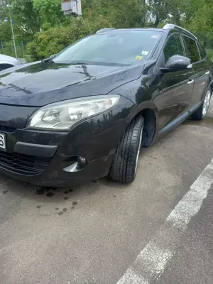 Vând Renault Megane 3 1,5 dci 2010. - imagine 3