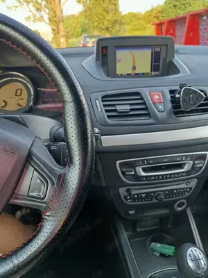 Vând Renault Megane 3 1,5 dci 2010. - imagine 7