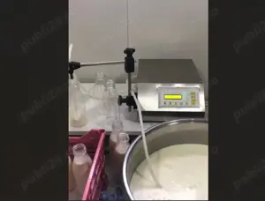 Masina imbuteliat lapte 220V Garantie 1 an