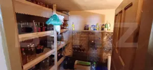 Casă individuală de vânzare – zonă liniștită, teren generos 1800 mp - imagine 8