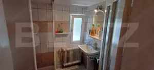 Casă individuală de vânzare – zonă liniștită, teren generos 1800 mp - imagine 12