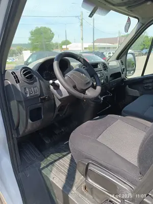 Renault Master cu instalatie frigorifica - imagine 6