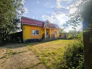 Vanzare casa si teren - imagine 9