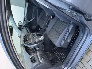  Vând mașină Volkswagen Golf 6. Mașina este în perfecta stare - imagine 2