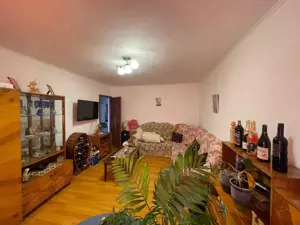 Apartament 3 camere spatioase, usor accesibile, zona linistita - imagine 2