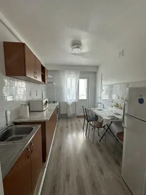 (PF) Vand apartament cu 2 camere decomandat Zorilor