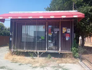 Vând spațiu comercial mobil