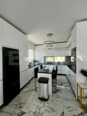 Casa individuala cu 5 camere, finisaje moderne, la intrare in Chinteni - imagine 4