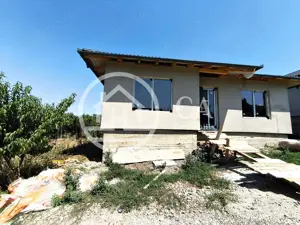 Casa de vanzare cu 4 camere in Oncea, Oradea