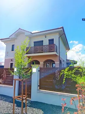 Sacalaz casa de vanzare 